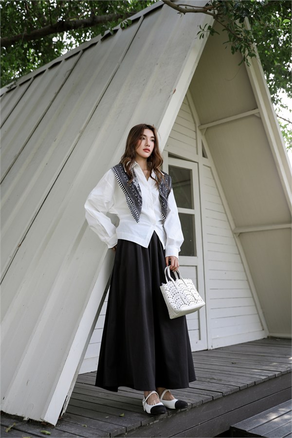 解构主义新章：OR.Kart衬衫，以自由剪裁重塑春日衣橱