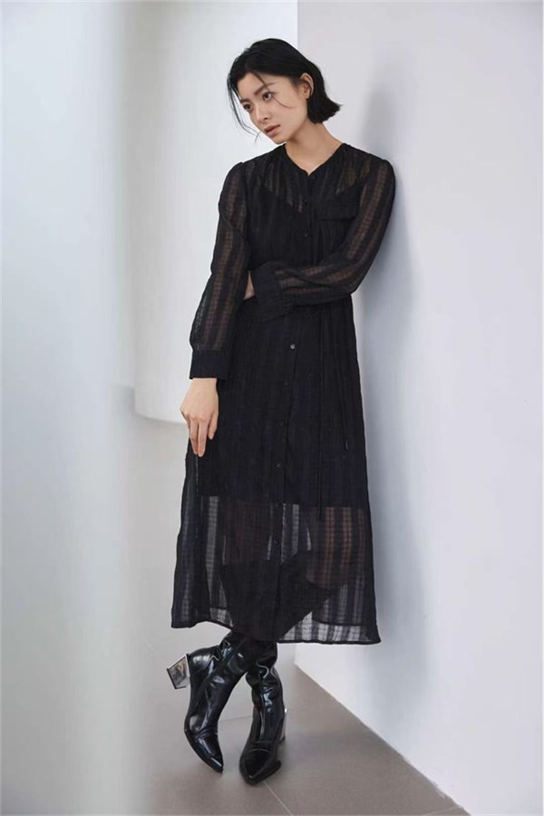 汀丁可春季新品：以极简美学，解锁都市女性的「高效衣橱」汀丁可春季新品：以极简美学，解锁都市女性的「高效衣橱」