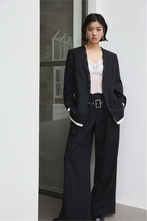 汀丁可春季新品：以极简美学，解锁都市女性的「高效衣橱」汀丁可春季新品：以极简美学，解锁都市女性的「高效衣橱」