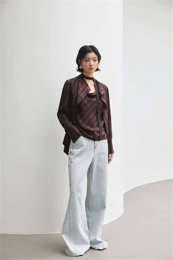 汀丁可春季新品：以极简美学，解锁都市女性的「高效衣橱」汀丁可春季新品：以极简美学，解锁都市女性的「高效衣橱」