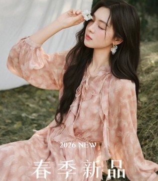 谜秀MISHOW：与春风共舞，将春日诗行穿于身