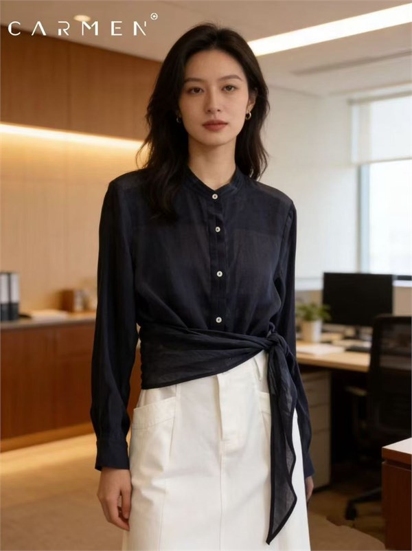 𝐂𝐀𝐑𝐌𝐄𝐍卡蔓：轻中式与通勤雅致，演绎多元职场时尚美学