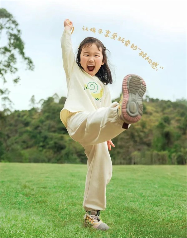 迷你巴拉Mini Bala春季系列：在轻暖与灵动间，找到孩子的「穿衣平衡术」