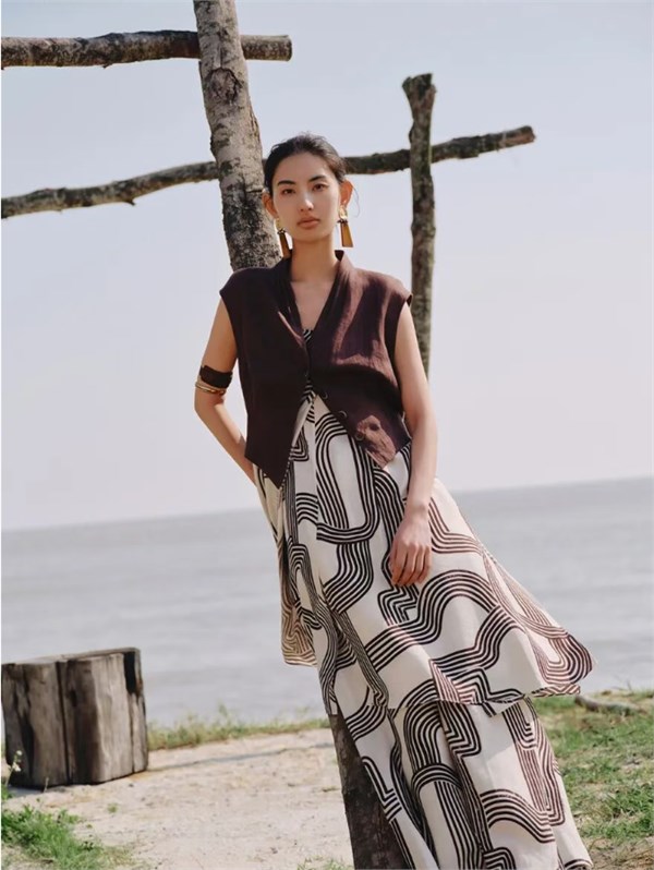 佐色ZOSOUL 2026夏季形象大片:“夏光织语”