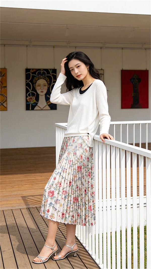 婕依妮春夏新风尚：田园浪漫与休闲优雅