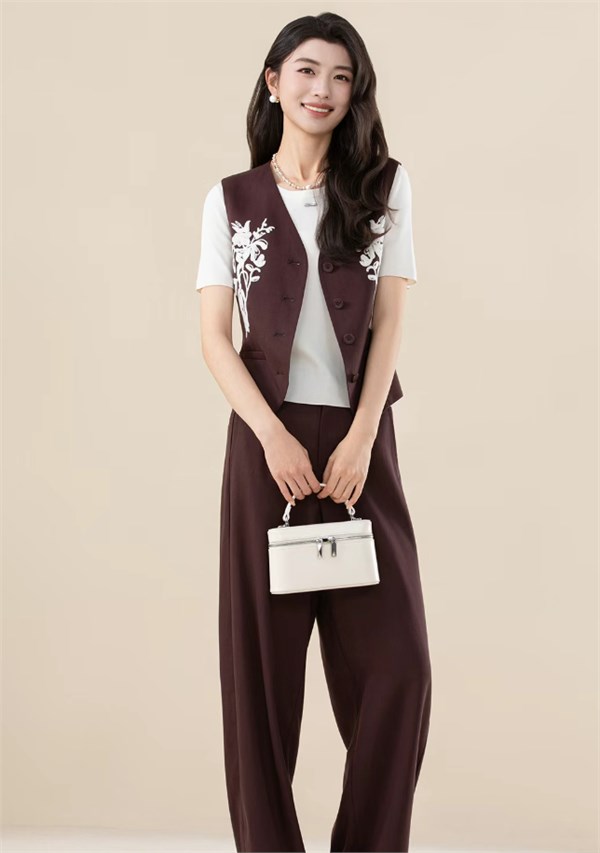 诗梦2026春日之约：咖啡棕系列，邂逅极简高级的自己