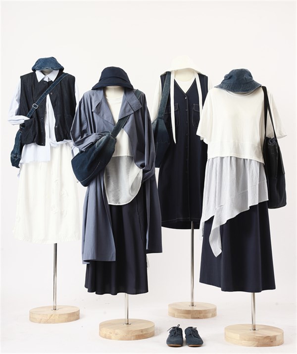 简与媄女装春夏季穿搭指南：解锁色彩的时尚密码