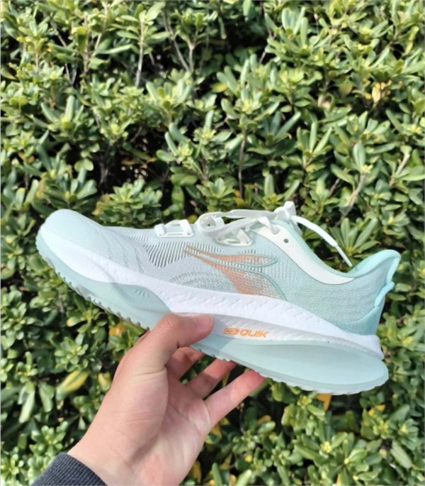 110元的神鞋？361°赤焰4深度测评：百元价位竟藏着国际线血统！