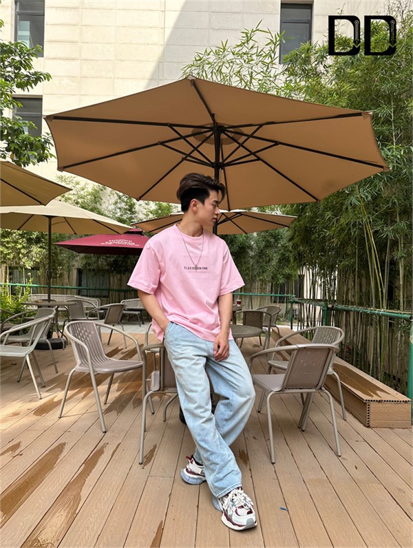 DD男装:三款夏日潮T,解锁型男穿搭新姿势
