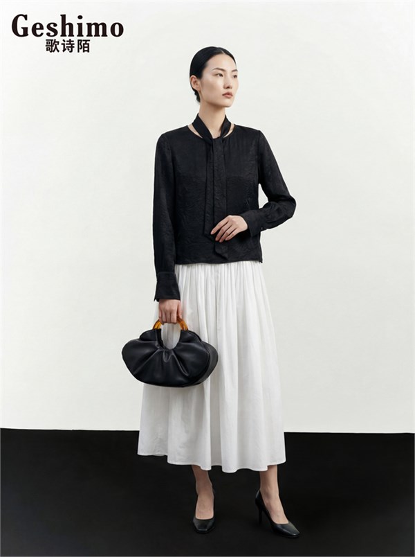 歌诗陌通勤套装，职场穿搭的宝藏之选，轻松打造专业形象