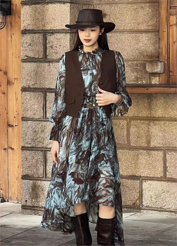 薇薇希(VIVIS)：以花为笺，共赴春日浪漫之约