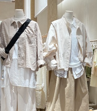 简与媄衬衫外套：凭借N种时髦穿搭公式，引领女装潮流风向