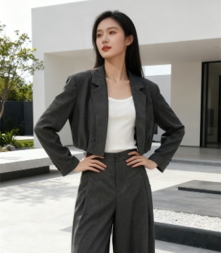 婕依妮2026春新款通勤装：职场时尚新密码