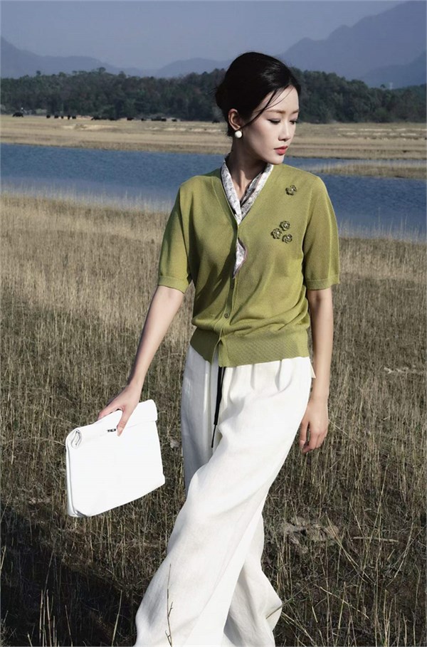 底色(Dins)2026春装：慵懒春日，浪漫美学