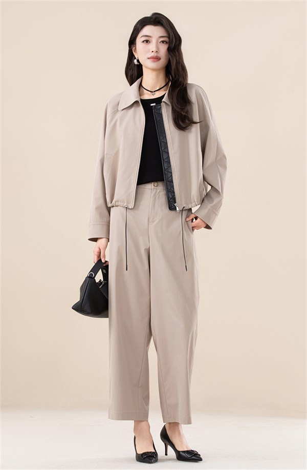 诗梦女装：米韵春风里，邂逅素简清欢之境