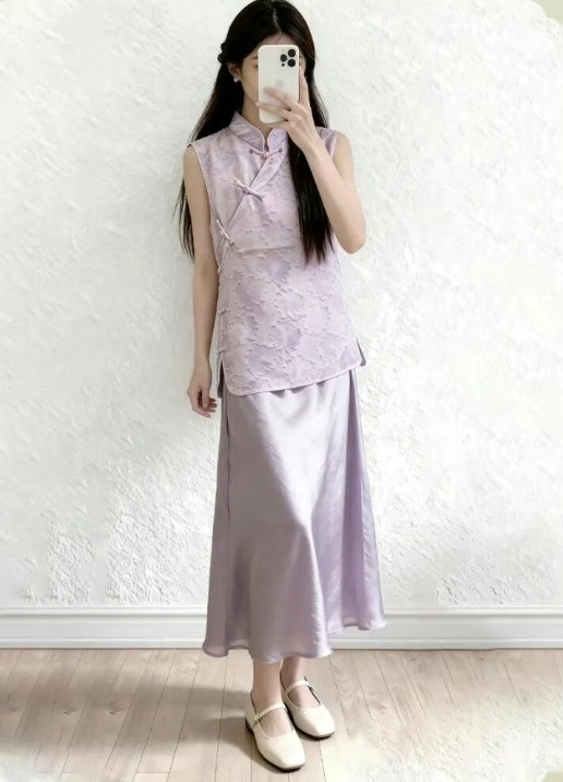 所季・东方美学新中式 | 以衣为马，驰骋春山与灵魂之境