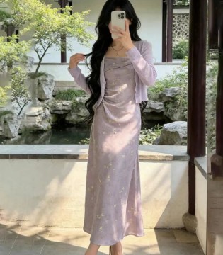 所季・东方美学新中式 | 以衣为马，驰骋春山与灵魂之境