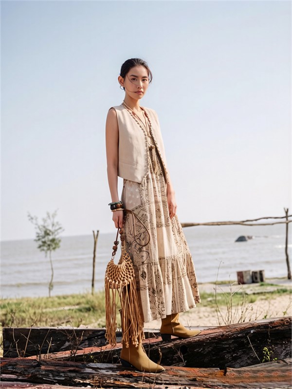 佐色(ZOSOUL) 2026春夏新品 | 以衣为诗，邂逅度假与都市的浪漫交织