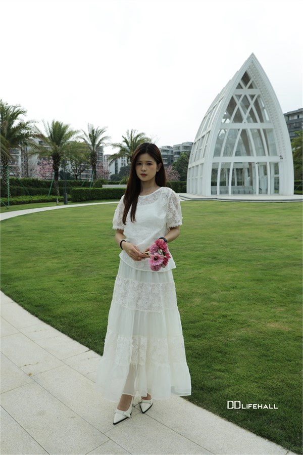 借DD女装2026夏新品，让通勤衬衫与甜美套装共舞夏日时光