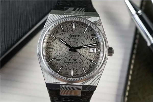 价格卷到8K，连大牌都忍不住下手了！这个小众材质强悍质感、自带野性元素，每一块都高端大上