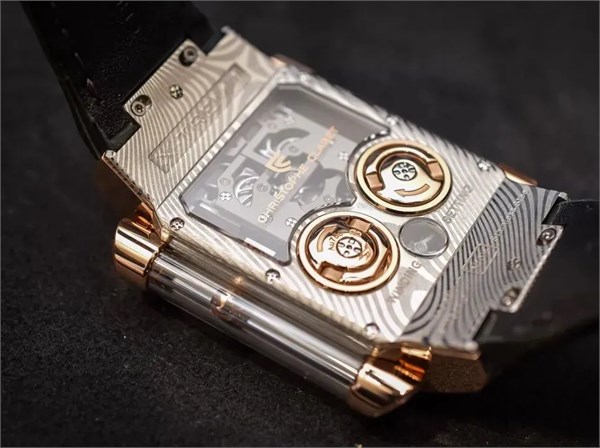 价格卷到8K，连大牌都忍不住下手了！这个小众材质强悍质感、自带野性元素，每一块都高端大上