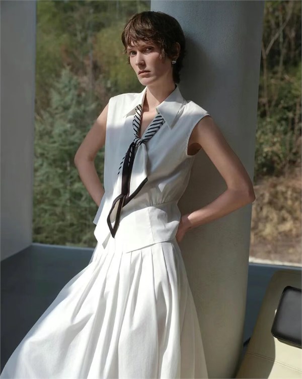 NEELLY女装：松弛假日，与夏共赴一场惬意之约