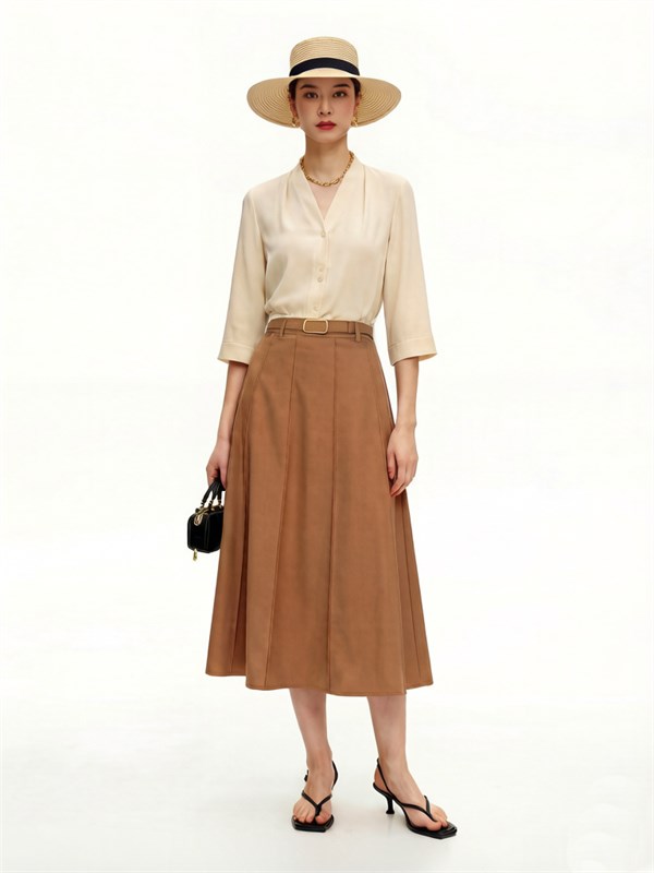 卡蔓CARMEN｜法式轻复古通勤风：以温柔笔触，勾勒职场与生活的优雅诗行