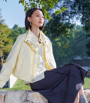 百图betu 2026春装新宠：黄外套点亮春日，深灰套装裙解锁高级休闲