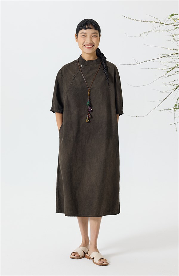 人间四月 | 泥土染与香云纱