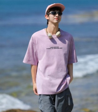 浙江石头剪子布男装：一衣三色，解锁夏日穿搭无限可能