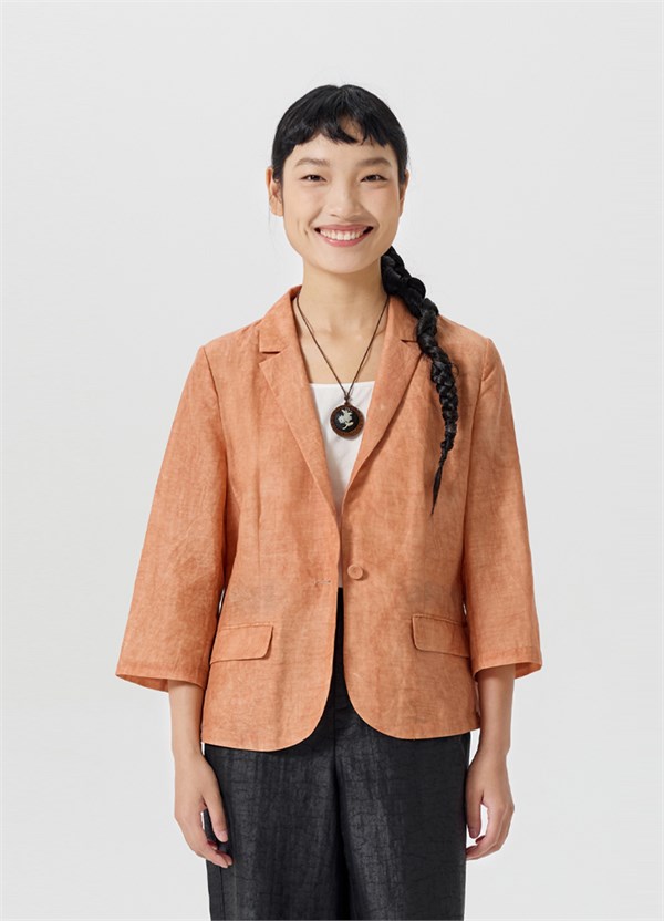 一抹自然，藏于衣间