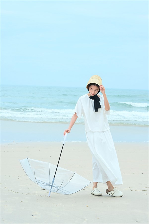 简与媄26夏装：法式浪漫通勤优雅