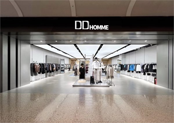 加盟DD男装VS打工:一场关于财富自由与人生价值的深度博弈