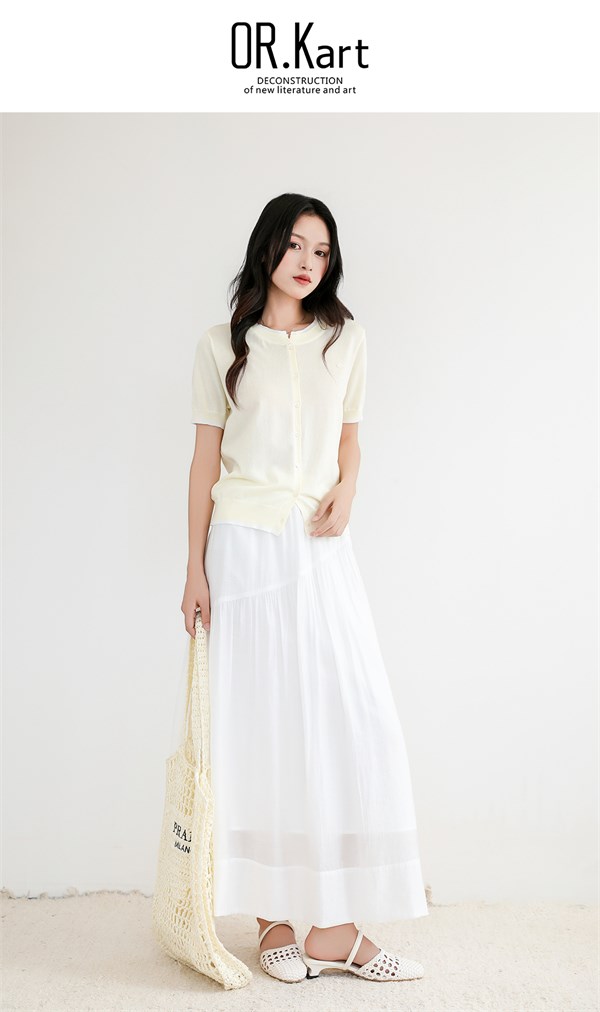 解构美学新演绎:OR.Kart撞色边针织拼接,重塑韩版女装的时髦基因