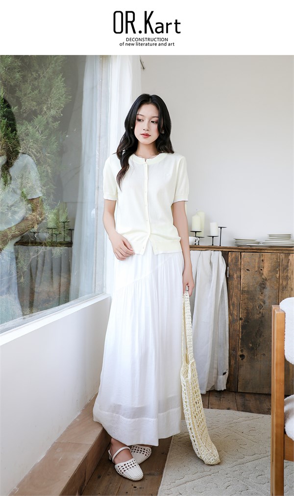 解构美学新演绎:OR.Kart撞色边针织拼接,重塑韩版女装的时髦基因