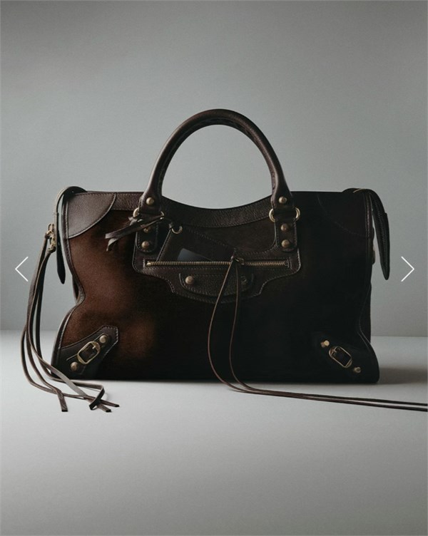 Le City手袋：经典邂逅未来，摩登再续传奇