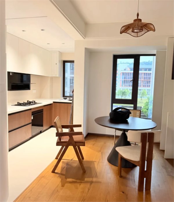 被网友们的“反骨装修”惊到了，爸妈不理解，年轻人却爽翻了！