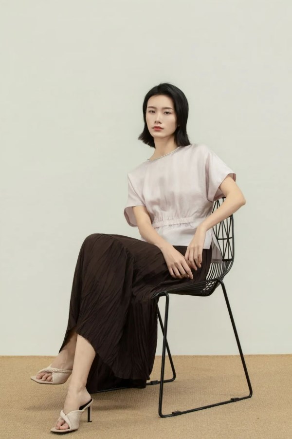 温柔是夏天的底色,衣是具体的诗