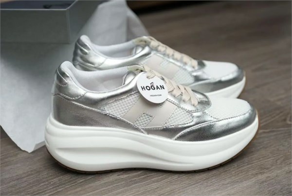 HOGAN厚底阿甘鞋｜把春天穿在脚上，这两抹神仙色美到窒息！