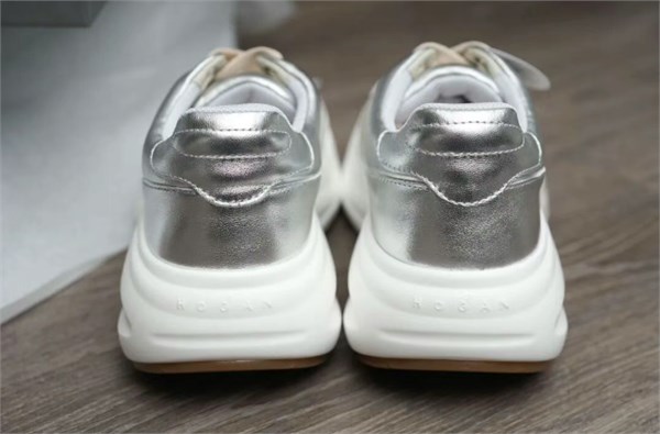 HOGAN厚底阿甘鞋｜把春天穿在脚上，这两抹神仙色美到窒息！