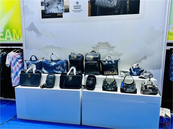 集群聚力，“西樵面料”闪耀广东时装周！