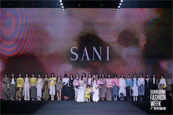 SANI x广东时装周 | 「彩境漫行」专场大秀