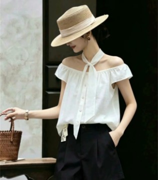 艾丽哲新款女装：在多元时尚星河，邂逅浪漫个性的熠熠微光