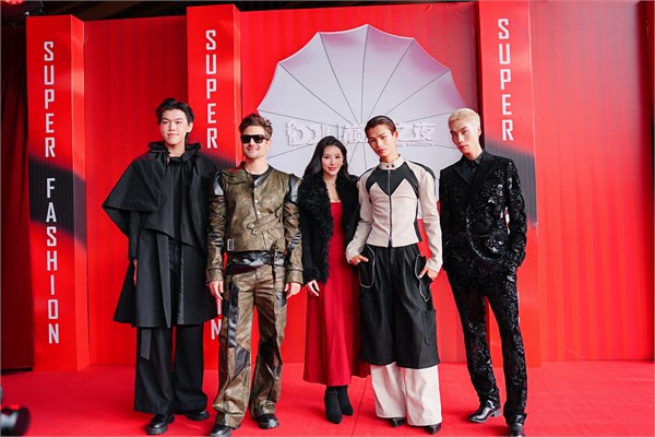 婴二代品牌户外红毯秀X【珠海好热闹】巅峰之夜模特大赛 × 华发会展×这里超好SHOW