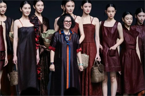 百年风味邂逅时尚，广州老字号携星光设计力量焕新登场！