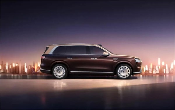 49.98万起，6颗激光雷达+全主动底盘！新款问界M9开启预售