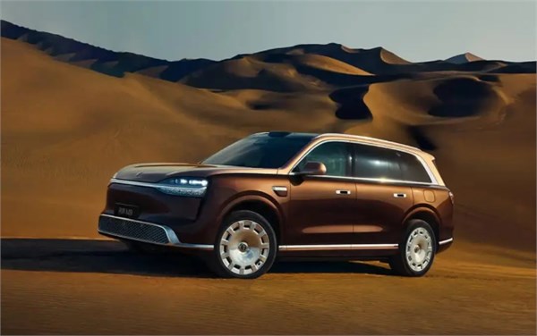 49.98万起，6颗激光雷达+全主动底盘！新款问界M9开启预售