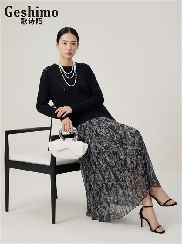 歌诗陌2026新款裙装：邂逅优雅，绽放浪漫