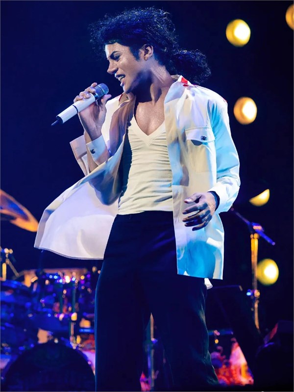 血脉再现传奇！《迈克尔·杰克逊：巨星之路》4月24日全球上映（速看预告片）