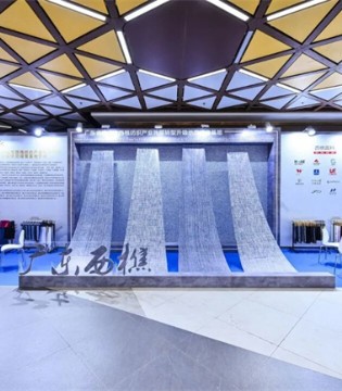 “西樵面料”闪耀广东时装周，14家名企齐秀看家本领